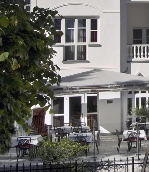 Hotel Kastell Ahlbeck  Экстерьер фото