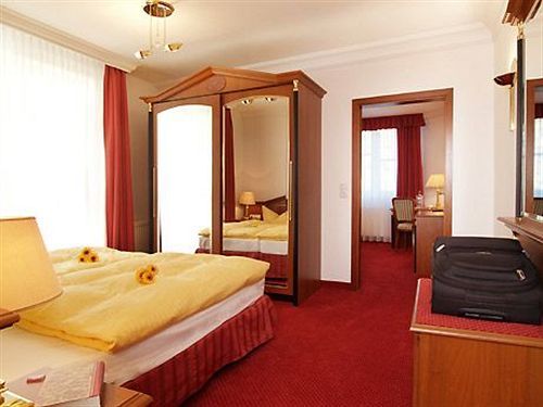 Hotel Kastell Ahlbeck  Экстерьер фото