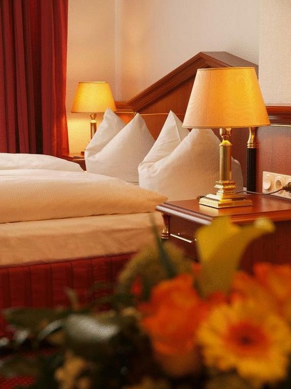 Hotel Kastell Ahlbeck  Экстерьер фото